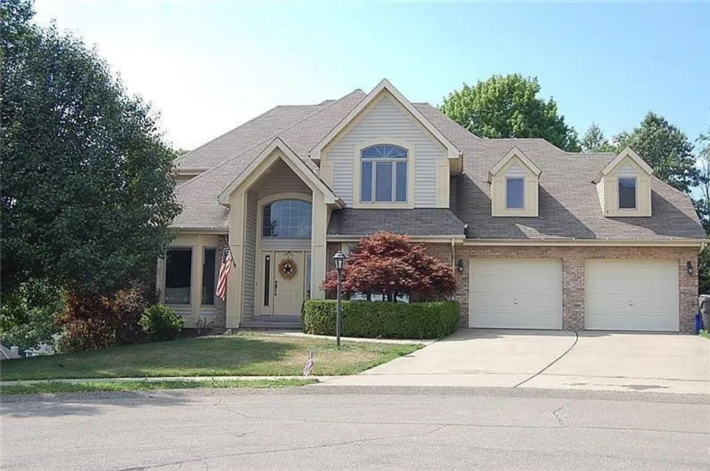 816 Graywyck DRIVE, Adams Twp, PA 16046
