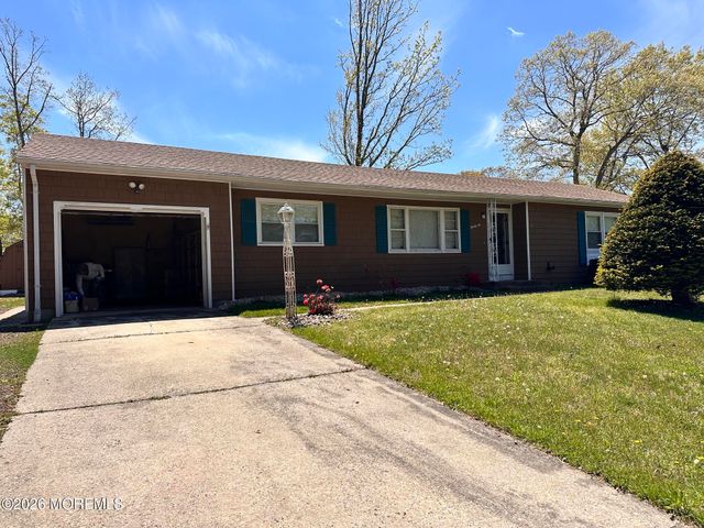 26 Browning Avenue, Bayville, NJ 08721