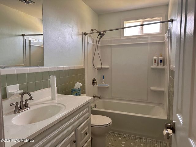 26 Browning Avenue, Bayville, NJ 08721