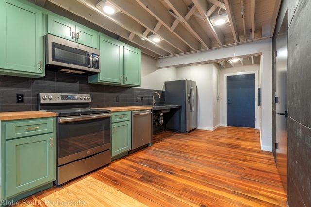 101 E Walnut Street 211, Rogers, AR 72756