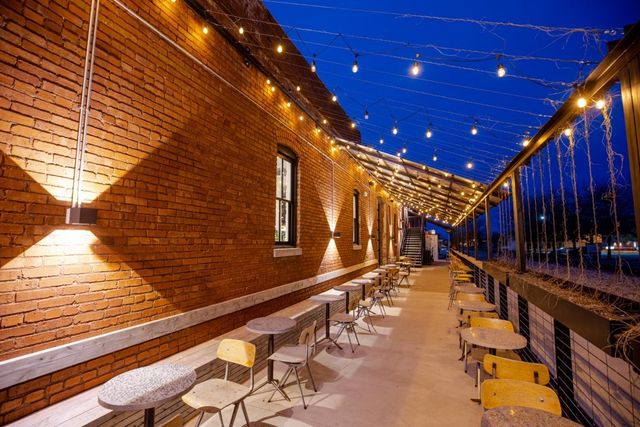 101 E Walnut Street 211, Rogers, AR 72756