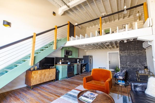 101 E Walnut Street 211, Rogers, AR 72756