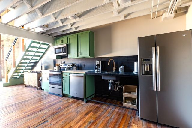 101 E Walnut Street 211, Rogers, AR 72756