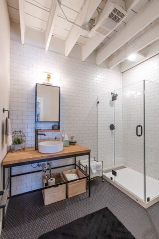 101 E Walnut Street 211, Rogers, AR 72756