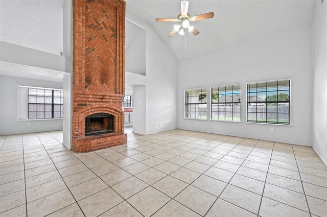 2338 Stillwater Drive, Mesquite, TX 75181