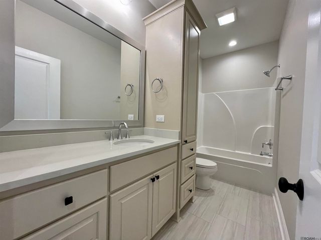 1274 Haymarket St, Zachary, LA 70791