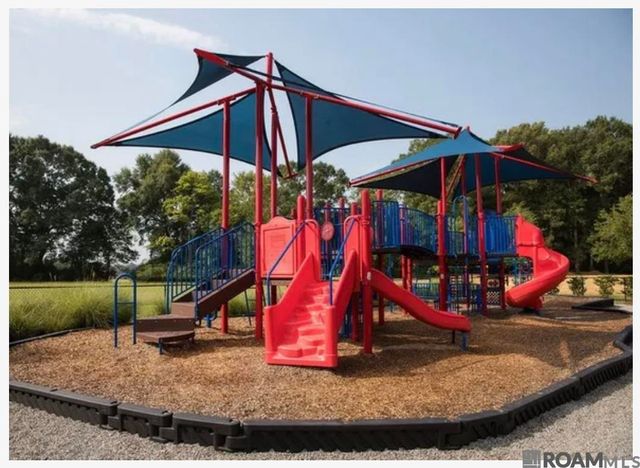 1274 Haymarket St, Zachary, LA 70791