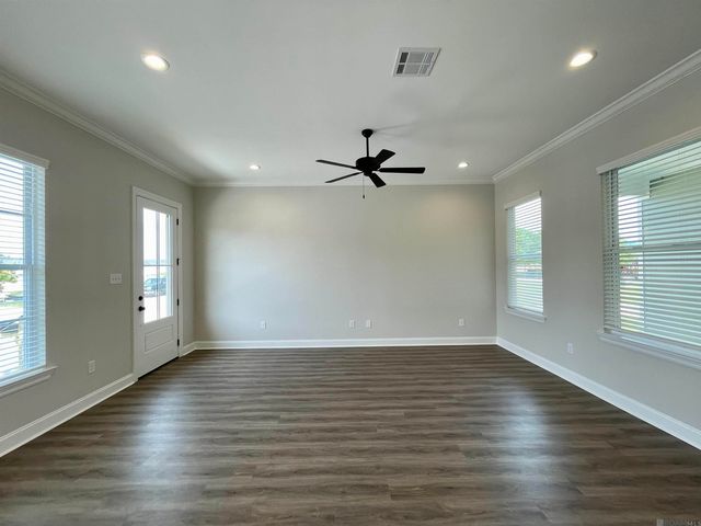 1274 Haymarket St, Zachary, LA 70791