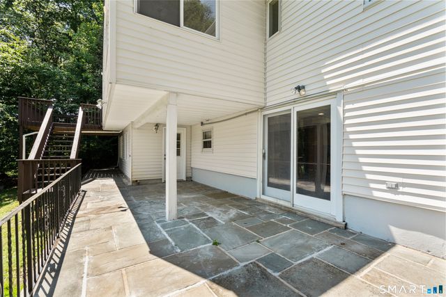 28 Gregory Road, Greenwich, CT 06807