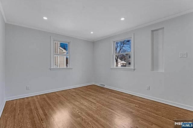 2-30 32nd Street, Fair Lawn, NJ 07410