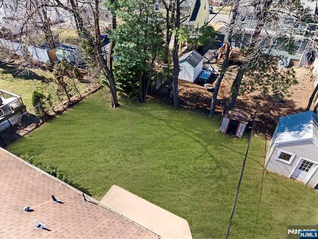 2-30 32nd Street, Fair Lawn, NJ 07410