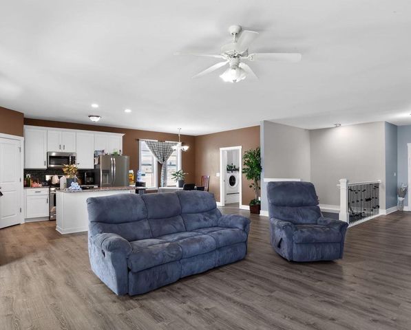 934 E Superior Drive, Edgerton, WI 53534