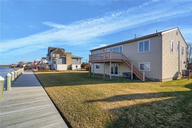 240 Shawomet Avenue, Warwick, RI 02889