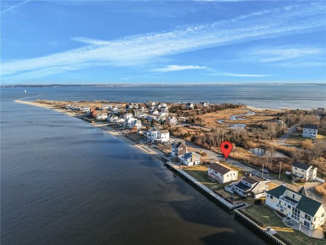 240 Shawomet Avenue, Warwick, RI 02889