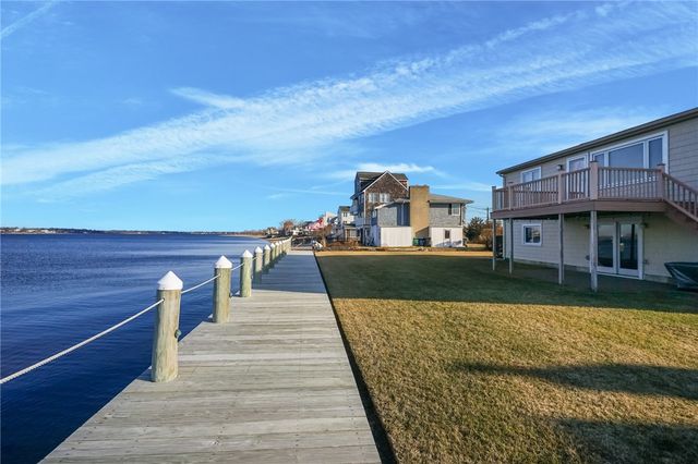 240 Shawomet Avenue, Warwick, RI 02889