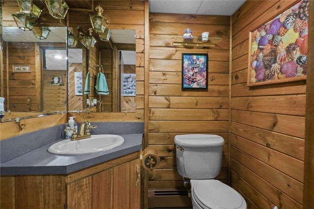 240 Shawomet Avenue, Warwick, RI 02889