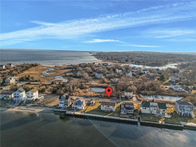 240 Shawomet Avenue, Warwick, RI 02889