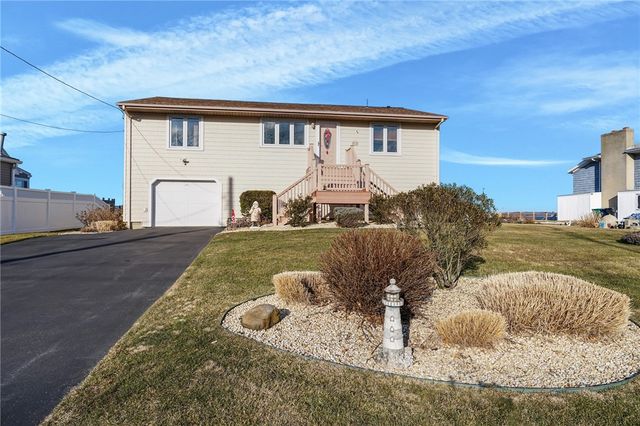 240 Shawomet Avenue, Warwick, RI 02889