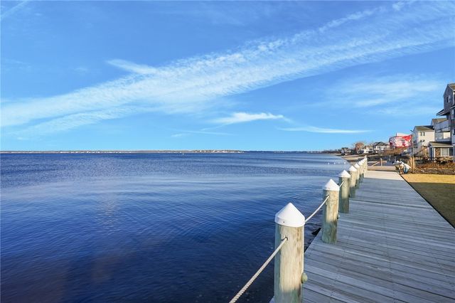 240 Shawomet Avenue, Warwick, RI 02889