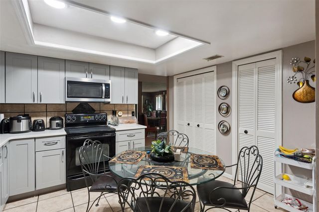 4902 BRIAR OAKS CIRCLE, Orlando, FL 32808