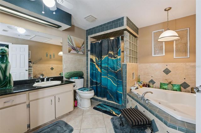 4902 BRIAR OAKS CIRCLE, Orlando, FL 32808