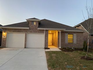 1624 Pine valley Drive, Fort Worth, TX 76052