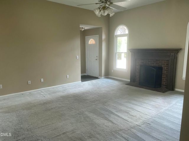 911 S Ridge Road, Burlington, NC 27217