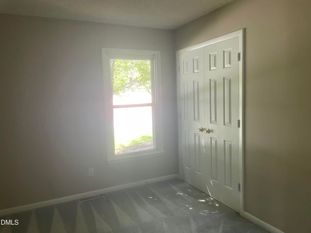 911 S Ridge Road, Burlington, NC 27217