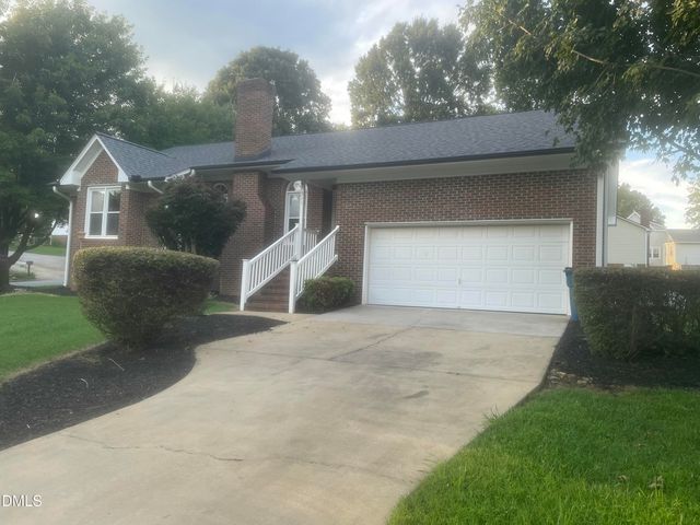911 S Ridge Road, Burlington, NC 27217