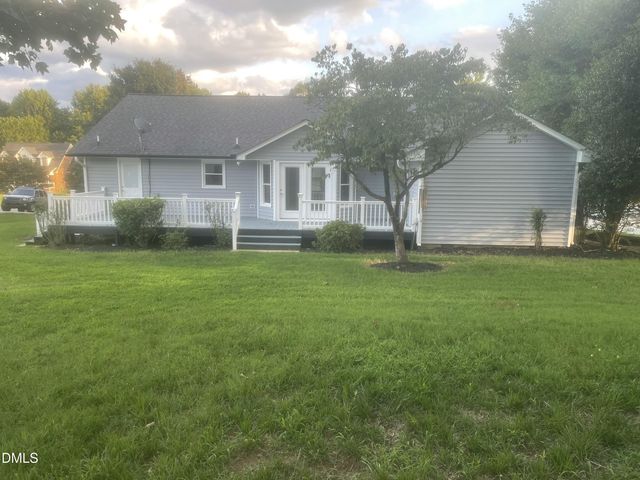 911 S Ridge Road, Burlington, NC 27217