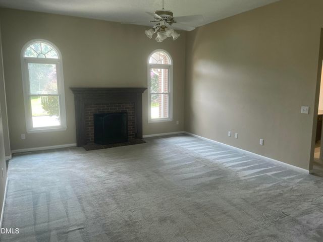 911 S Ridge Road, Burlington, NC 27217