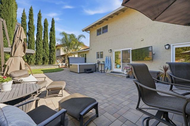 15640 La Sierra Court, Morgan Hill, CA 95037