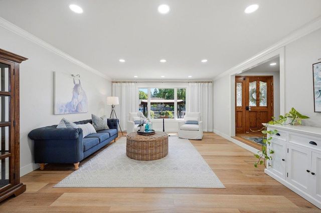 15640 La Sierra Court, Morgan Hill, CA 95037