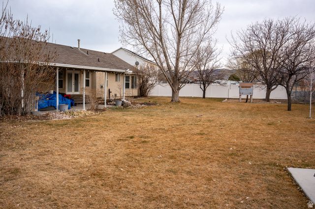 13638 S 3160 W, Riverton, UT 84065