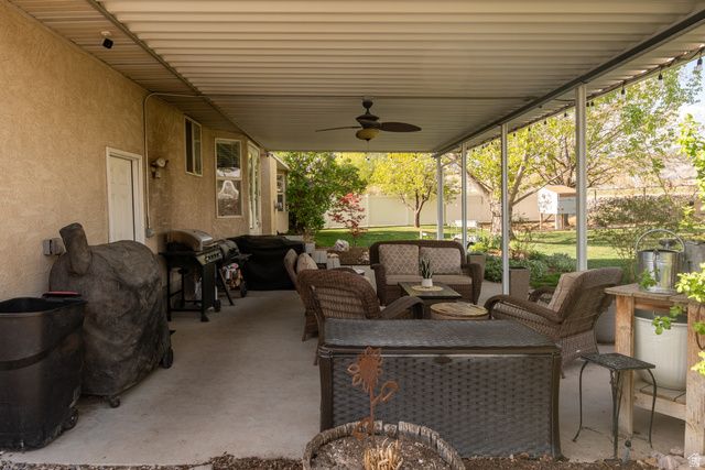 13638 S 3160 W, Riverton, UT 84065