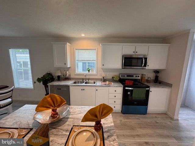 65 PROSPECT, Hellam, PA 17406