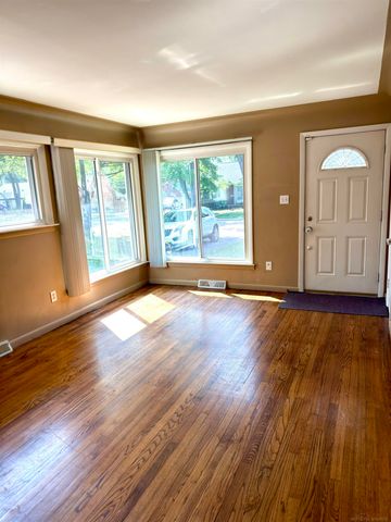 994 VOORHEIS Road Street, Waterford Twp, MI 48328