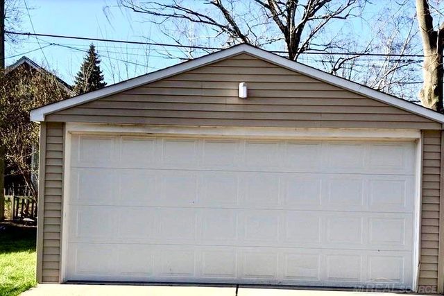 994 VOORHEIS Road Street, Waterford Twp, MI 48328
