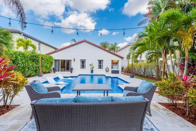 2972 SW 174th Ave, Miramar, FL 33029