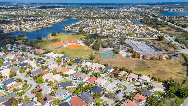 2972 SW 174th Ave, Miramar, FL 33029