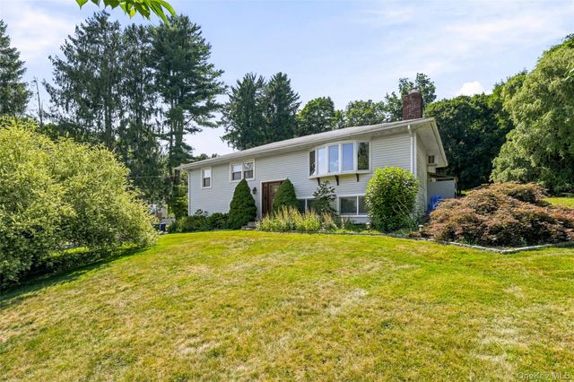 30 Harkin Road, Carmel, NY 10512