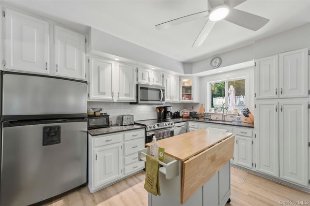 30 Harkin Road, Carmel, NY 10512