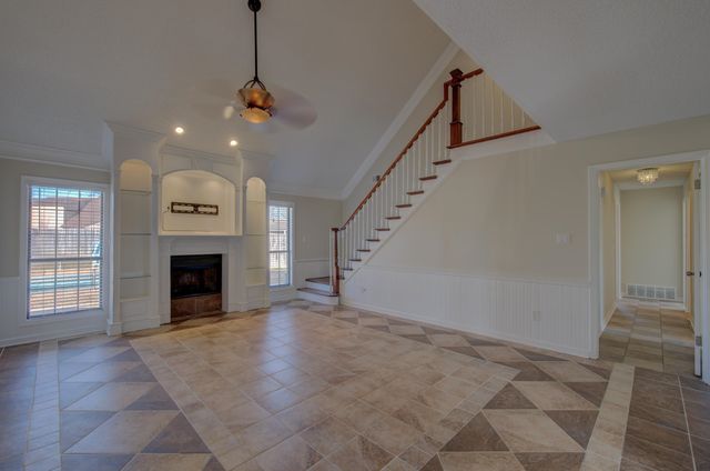 6770 SHORELINE CIR, Memphis, TN 38141