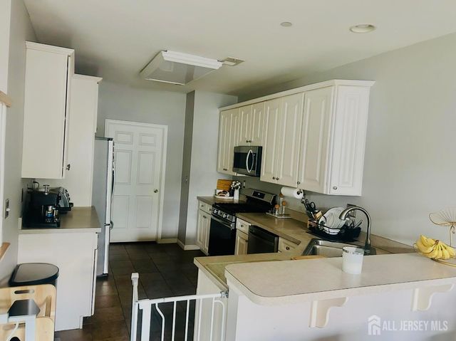22 Tory Jack Terrace 22, South Bound Brook, NJ 08880