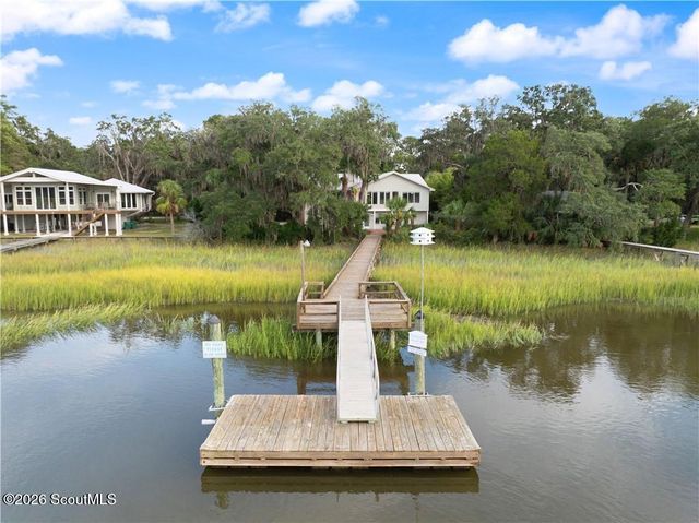 2486 Mission Drive SE, Darien, GA 31305