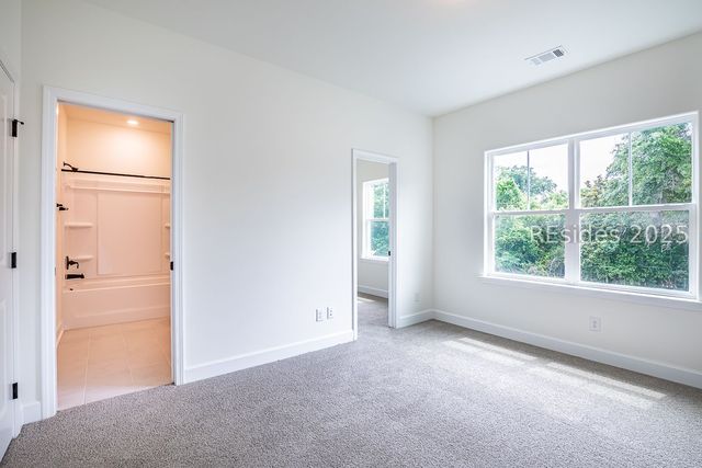 252 Weathersby St, Ridgeland, SC 29936