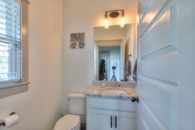 1422A Huffine St, Nashville, TN 37216