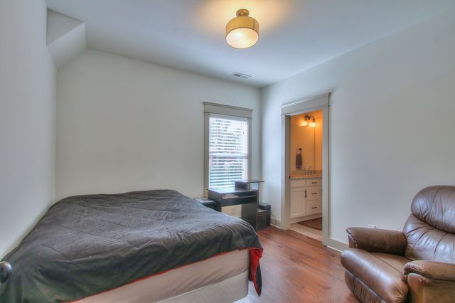 1422A Huffine St, Nashville, TN 37216