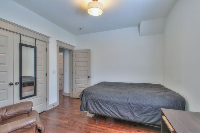 1422A Huffine St, Nashville, TN 37216