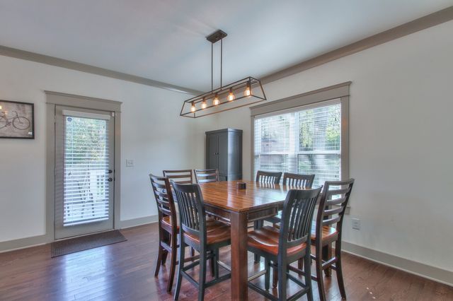 1422A Huffine St, Nashville, TN 37216